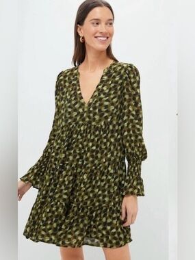 Tuckernuck Pomander Place Kenzo Dress Green Brushed Geo size M